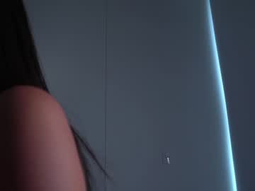 female cam girl houseofkei image #1837294