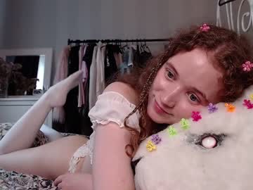 female cam girl hi_im_lily image #2496964