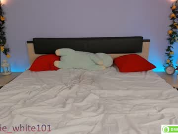 female cam girl foxhilary image #2129689