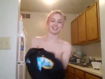 female cam couple leojamie image #1710040