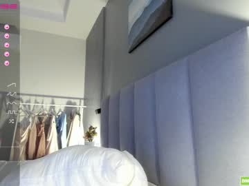 female cam girl hee_jin image #2667177