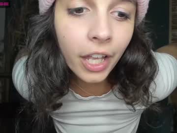female cam girl lilbeccaxo image #2944008