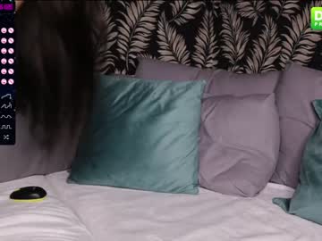 female cam girl fallen_angel_18 image #1613711