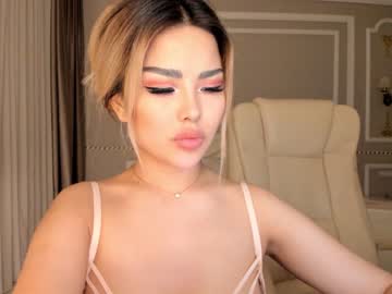 female cam girl bae_suz image #1081170