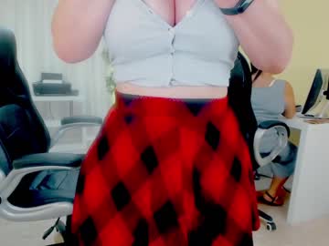 female cam couple bluebooxxx image #2997848
