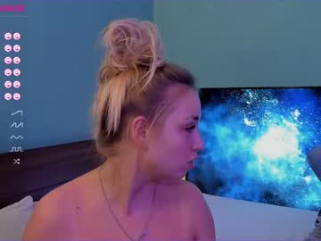 female cam couple huntertiana image #1970331