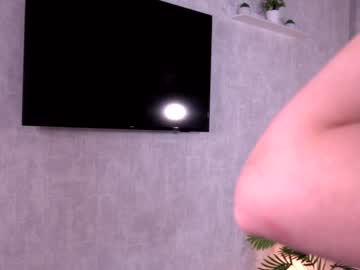 female cam girl ellys_ image #4030927