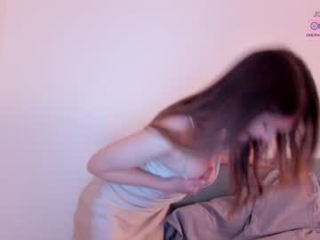 female cam girl aalliyahh image #876517