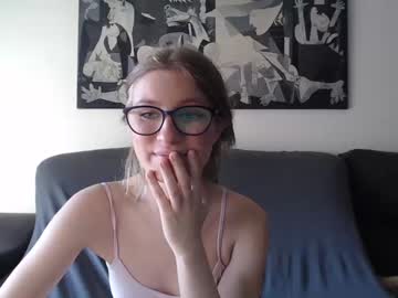 female cam girl sweetie_kiitty image #1045658