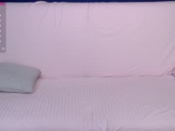 female cam couple gary_and_sandra image #1771207