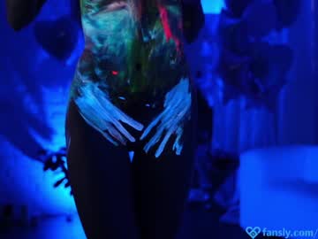 female cam girl eva_fashionista image #3002716