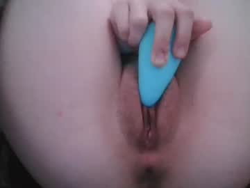 petitemwah  female  webcam