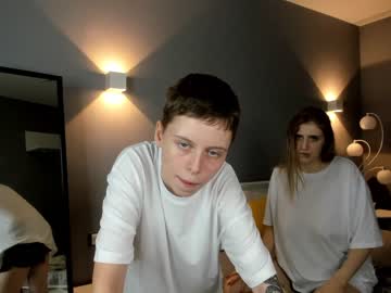 female cam couple aleceiris image #2525760