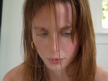 female cam girl ellaa91 image #1945372