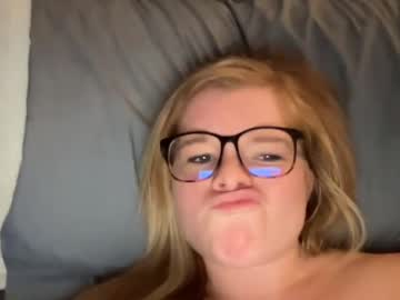 female cam couple firebunny11 image #1135613