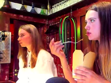 female cam couple dirtypub image #262483