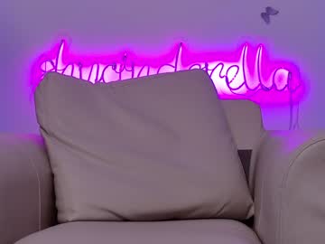 female cam girl shycinderella image #1678296