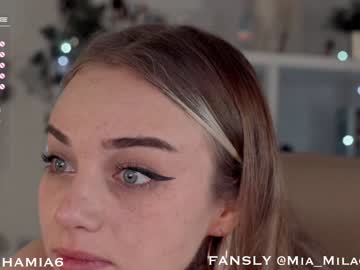 female cam girl mia_milagros image #2965835