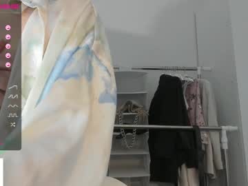female cam girl hee_jin image #3453821