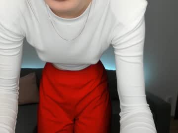 female cam girl holly____ image #3491998