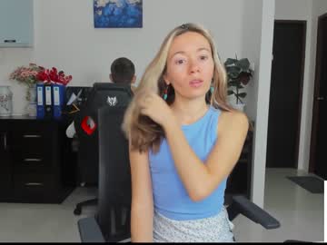 female cam couple ellcrys image #3601000