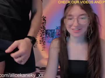 female cam couple alicekaneky_xx image #2592517