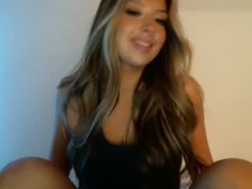 female cam girl boricuamami377 image #2988310