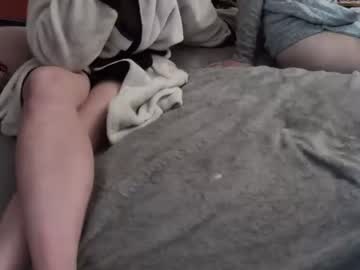 female cam couple shallwepleasex3 image #932288