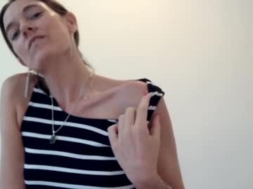 female cam girl itsallaboutenergy___ image #508745