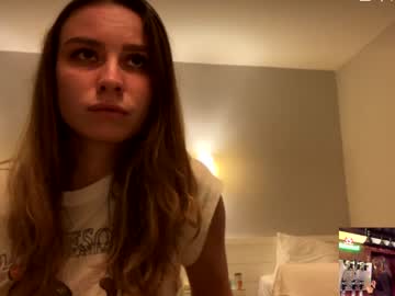 female cam couple dirtypub image #198774