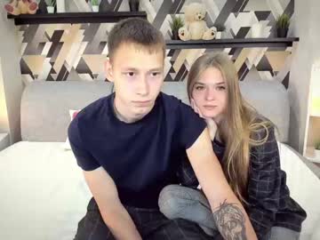 female cam couple casey_and_tommy image #2122104