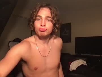 female cam couple prettiboiflacko image #3189743