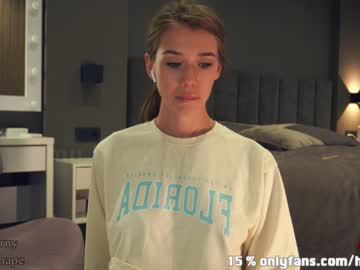 female cam girl heyhorny_cb image #428074