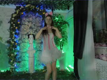female cam girl elizabeth_wong image #15220