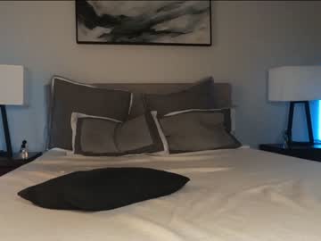 female cam couple ari_lovexo image #2514631