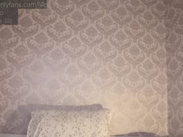 female cam girl lillpio image #405312