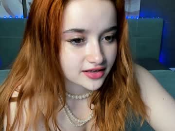 female cam girl emma_butt image #2094600
