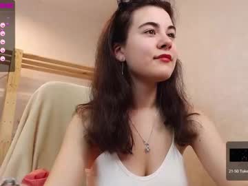 female cam girl mila_kimm image #3518977