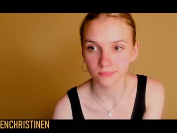 female cam couple helenchristensen image #2281134