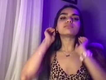 female cam girl ava_r214 image #985017