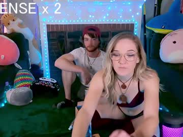 female cam couple flow_hoe image #256716