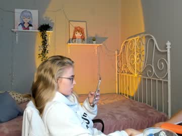 female cam girl linellali image #2480677