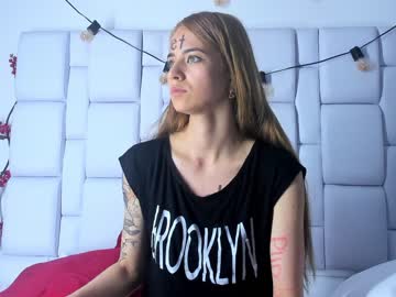 female cam girl ateneasantacruz image #3857812