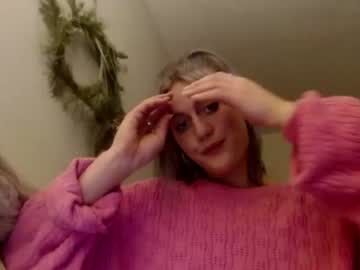 female cam girl bambis_honeypot image #1057620