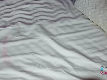 female cam girl alicelevine image #2780546