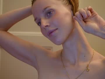 female cam girl ellaa91 image #3149922