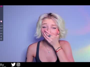 female cam girl lit1le_kitty_ image #2715957