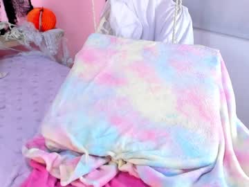 female cam girl little_effy18 image #2965684