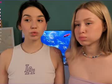 female cam couple huntertiana image #2236209