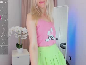 female cam girl betty_lovee image #4016273